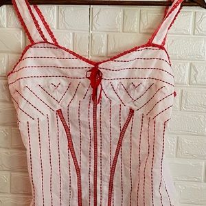 Tres chic womans tank top size large z